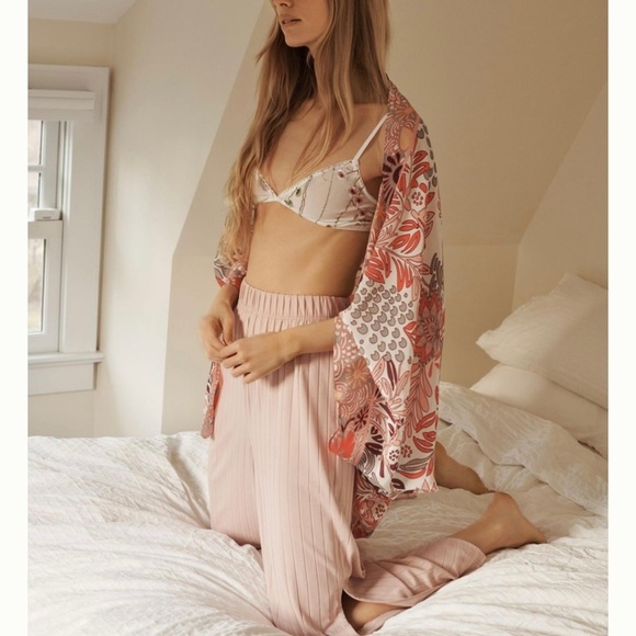 Anthropologie Floral Kimono Shawl Women One Size Peach Gray Larissa Lightweight - Picture 4 of 12